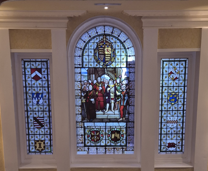 File:Rougemont Hotel Window.png